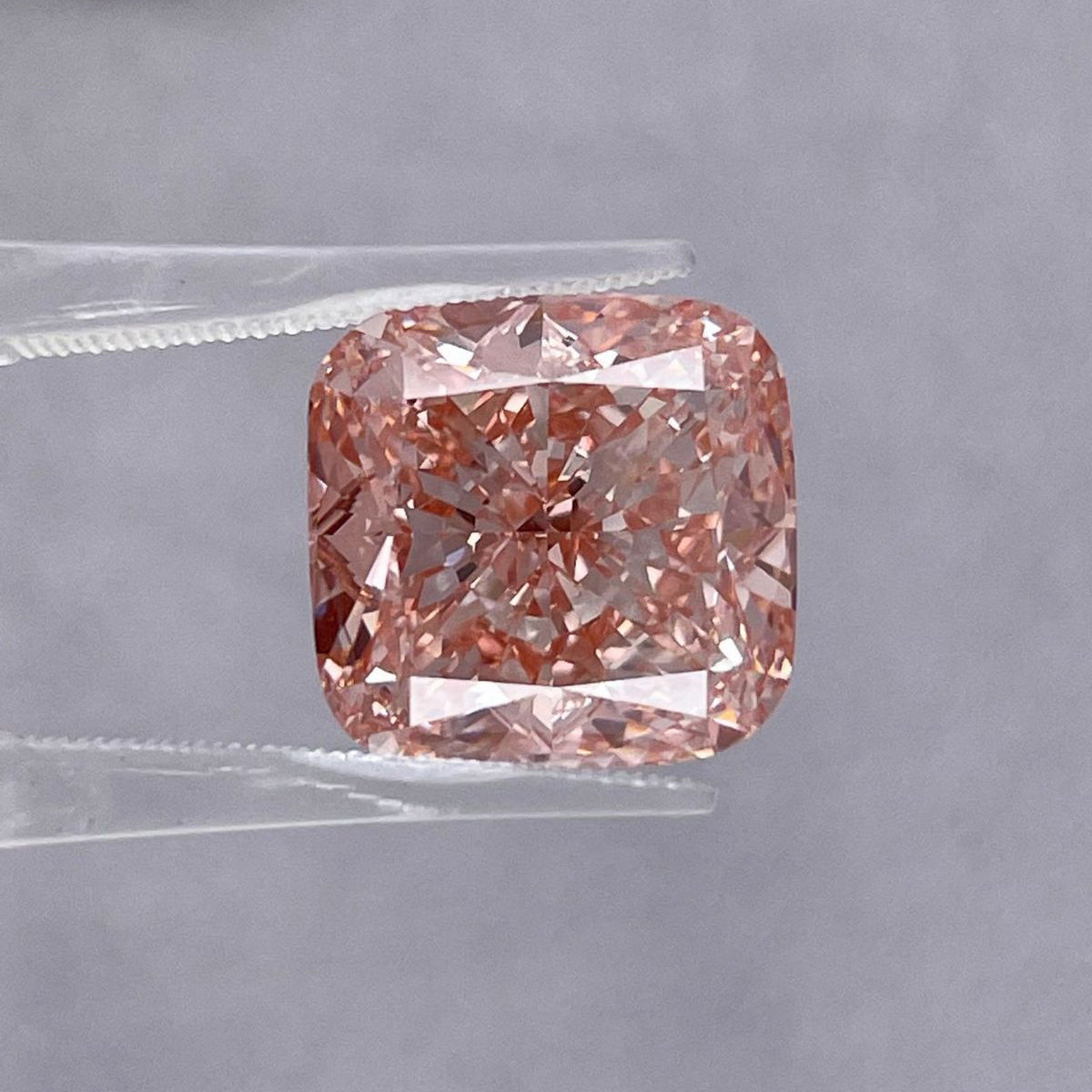 Limited Distribution | Lab Grown Fancy Vivid Pink Diamond