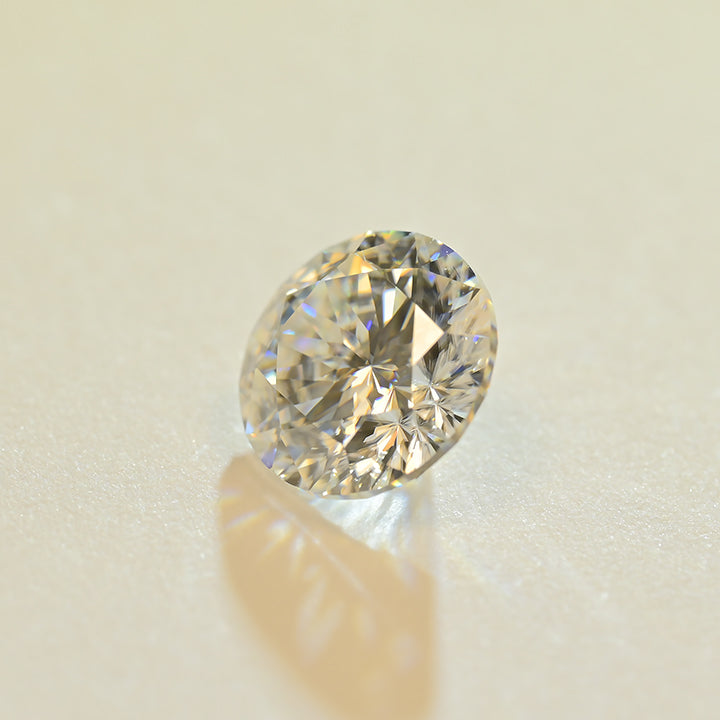 Lab Grown Moissanite Round (Plum Blossom) Cut